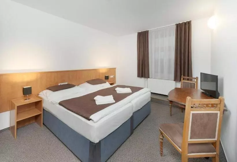 Hotelli Na Staré Poště