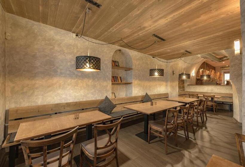 Szálloda Na Staré Poště