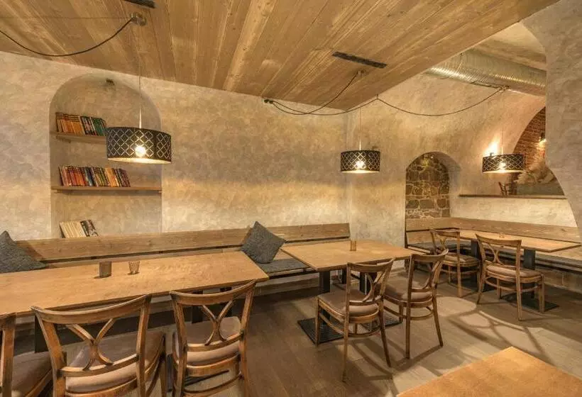 Hotelli Na Staré Poště