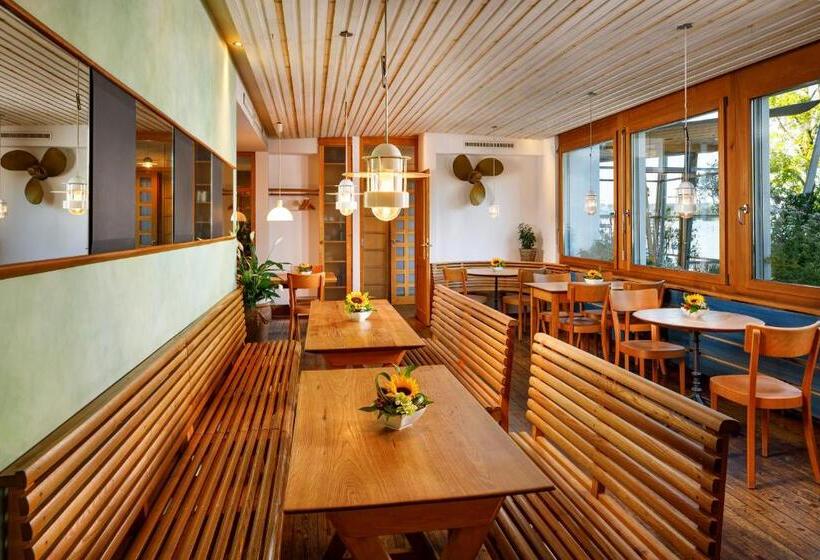 ホテル Restaurant Schiff