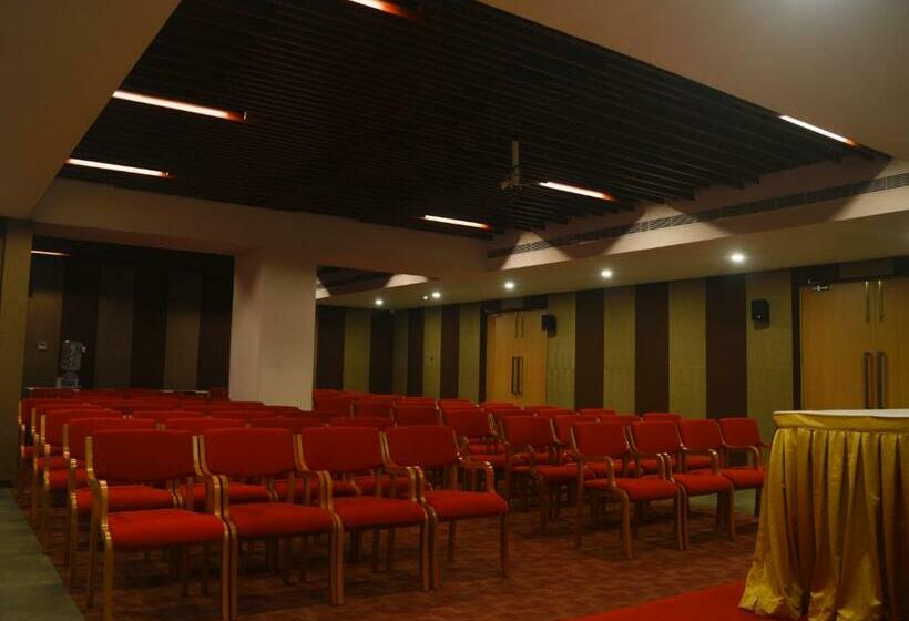 בית מלון כפרי Raj Riveria