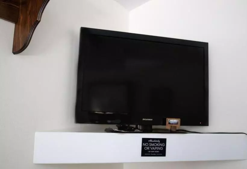 Mt Williamson Motel And Basecamp