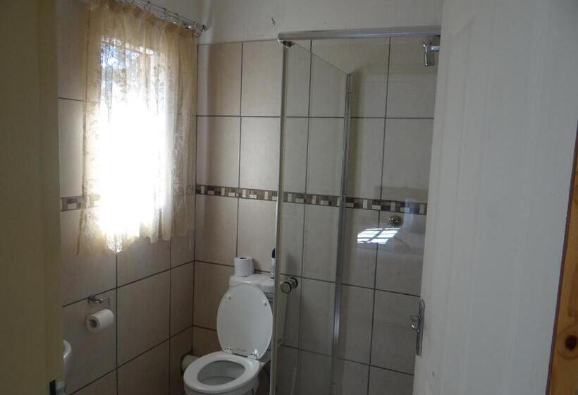 פנסיון Lepha Guest House