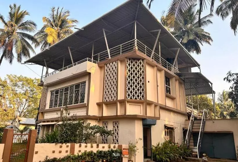 Majatalo Pebble Bay Home Stay