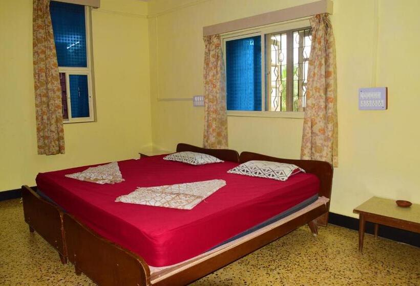 بنسيون Pebble Bay Home Stay