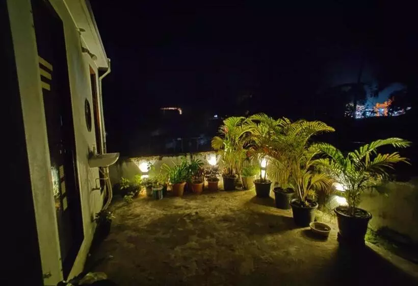 Majatalo Pebble Bay Home Stay