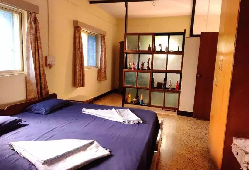 Majatalo Pebble Bay Home Stay