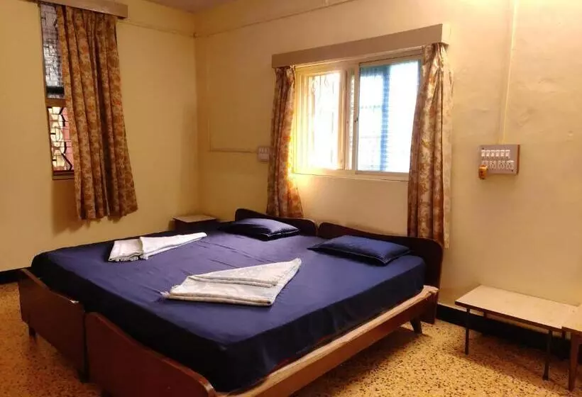 Majatalo Pebble Bay Home Stay