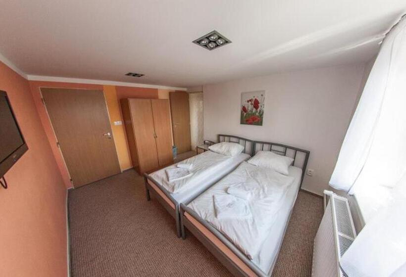 Panzió Penzion Slanina