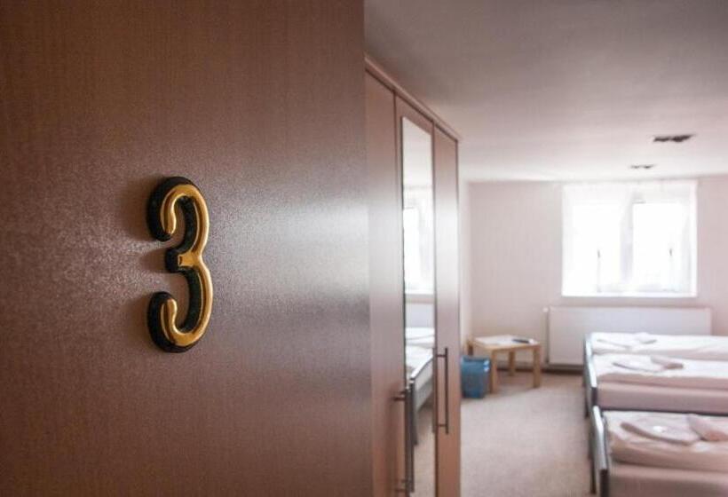 Panzió Penzion Slanina