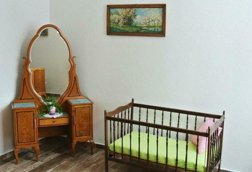 펜션 Restaurace A Penzion Ubrousku Prostři Se