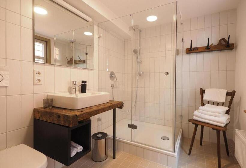 הוסטל Gasthaus Schwanen