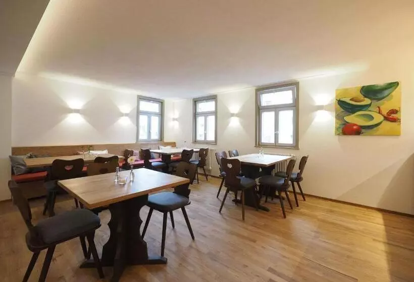 Retkeilymaja Gasthaus Schwanen