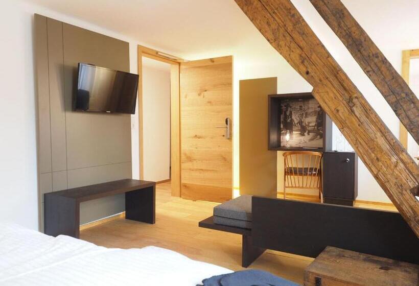 הוסטל Gasthaus Schwanen