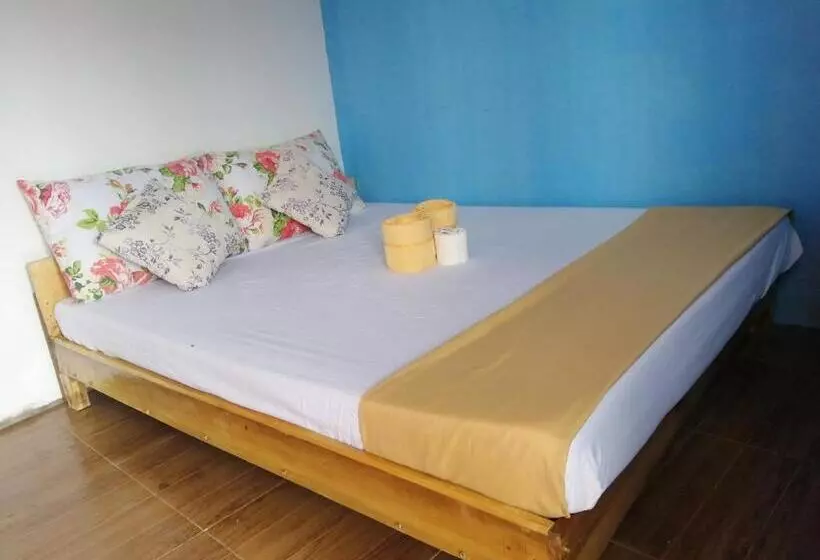 ユースホステル Mil's Hillside Tourist Inn