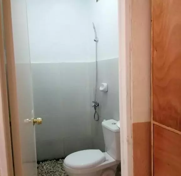 ユースホステル Mil's Hillside Tourist Inn