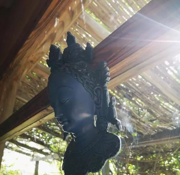 Retkeilymaja Octogono Om Shanti