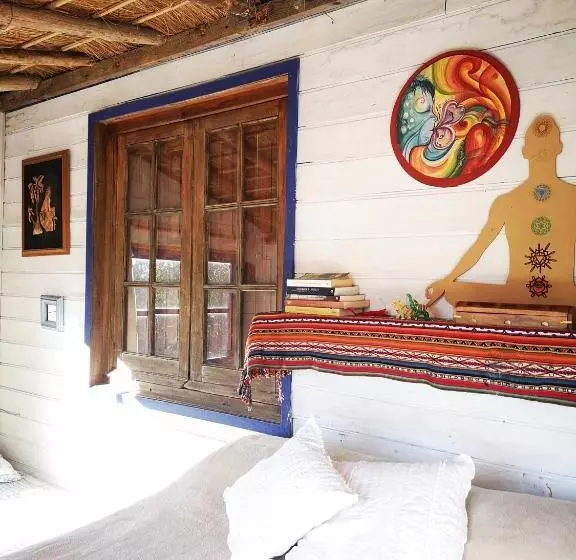 Retkeilymaja Octogono Om Shanti