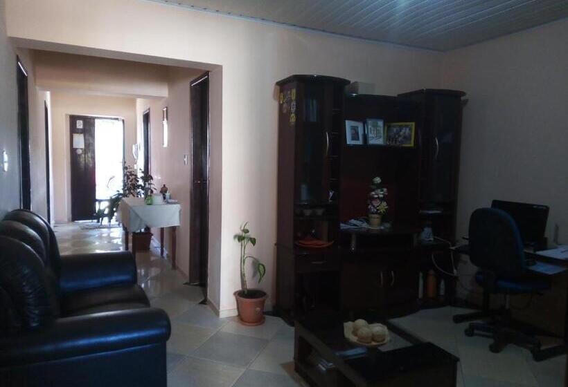 ユースホステル Pousada Tio Sinhô E Tia Sinhá