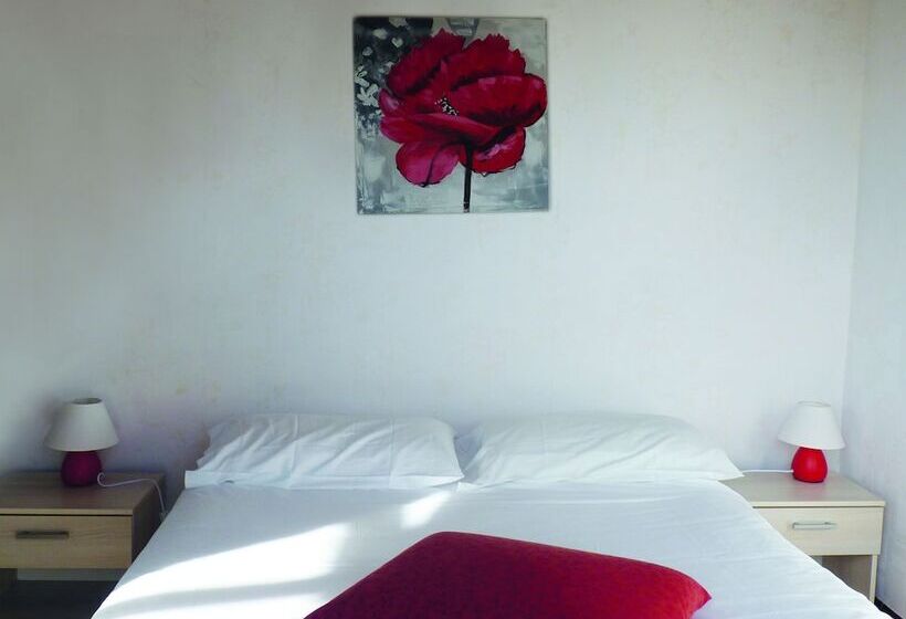 Village De Vacances Azureva Fournols