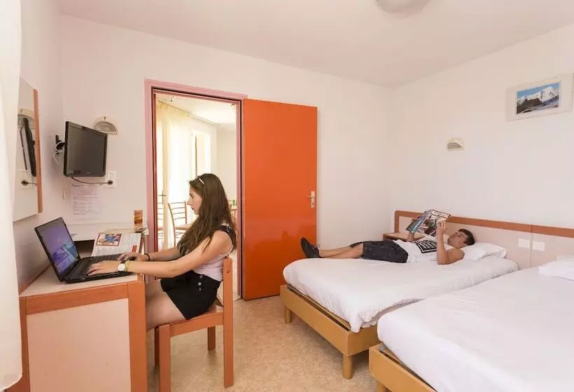 Village De Vacances Azureva Fournols