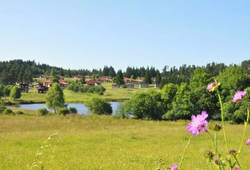 Village De Vacances Azureva Fournols