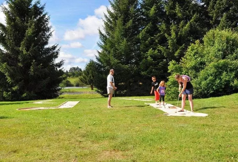 Village De Vacances Azureva Fournols