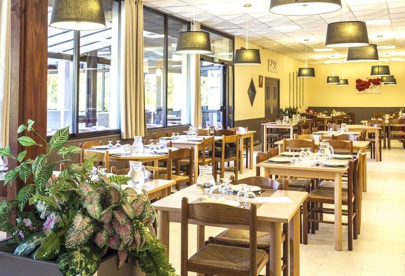 Village De Vacances Azureva Fournols