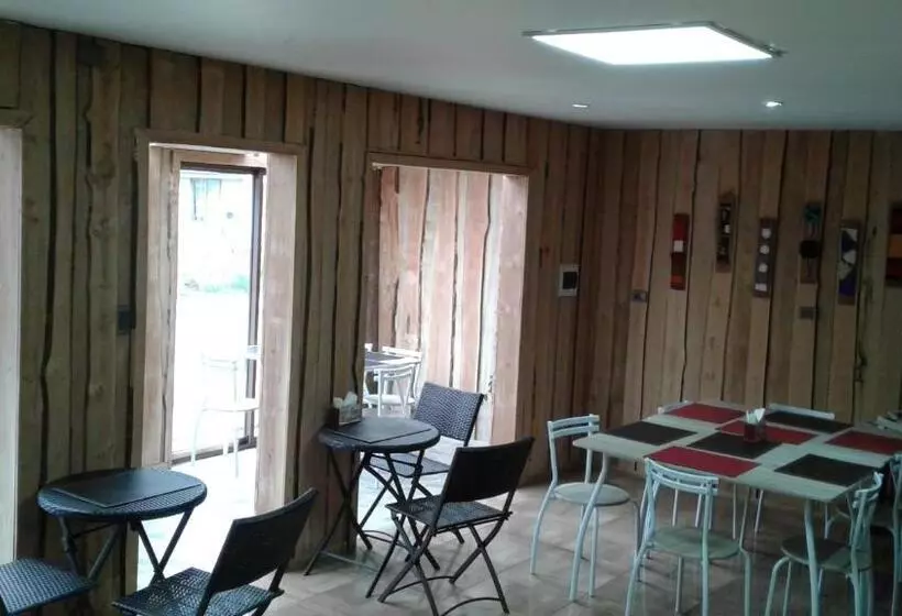 Aamiaismajoitus (B&B) Cabanas Senderos Puyuhuapi