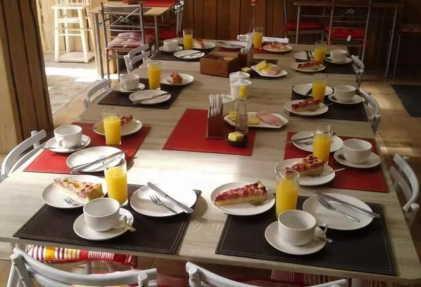 Aamiaismajoitus (B&B) Cabanas Senderos Puyuhuapi