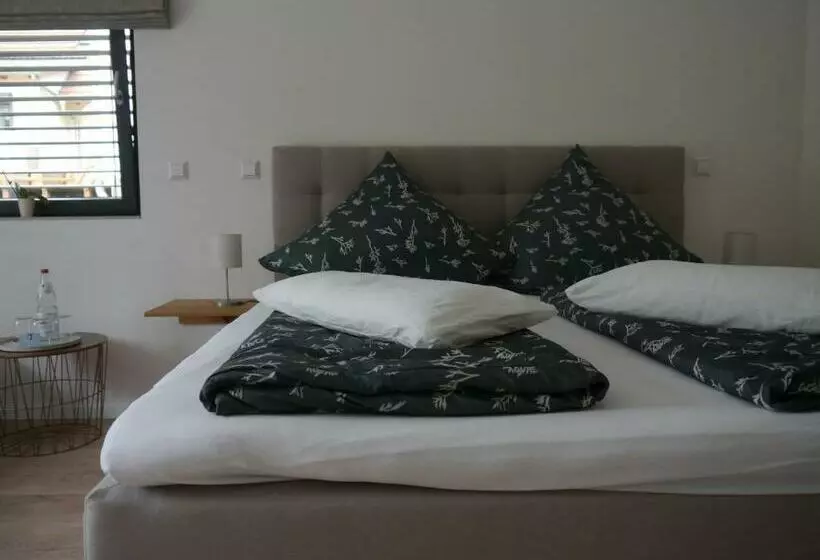 Aamiaismajoitus (B&B) Gästehaus Frieda