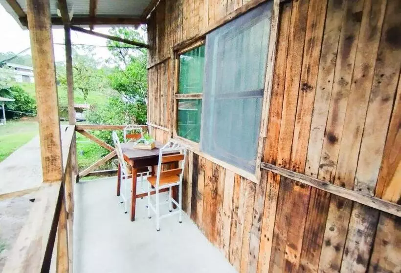 Aamiaismajoitus (B&B) Hospedaje Luis & Ana