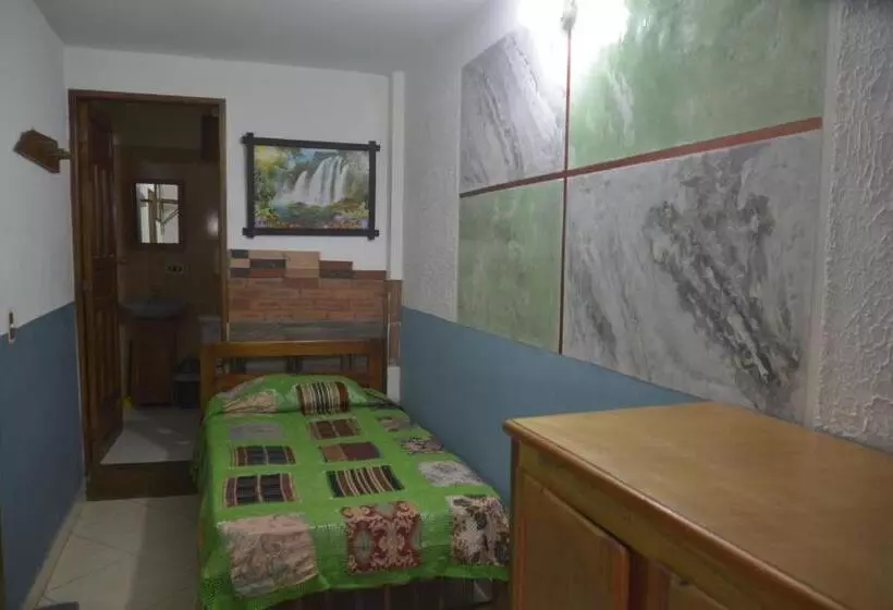 ホテル Atenas Jericó