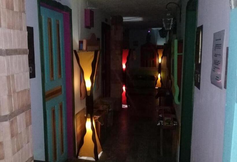 هتل Atenas Jericó