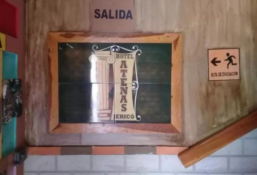ホテル Atenas Jericó