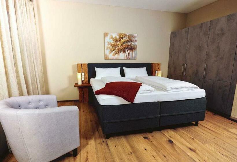 Отель Bernhardhof Andechs