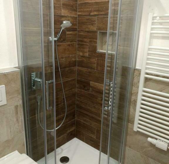 ホテル Gasthof Kreuzwirt