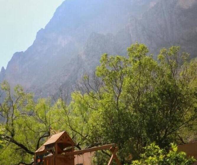 Vista Potrero   Hotel, Camping & Events