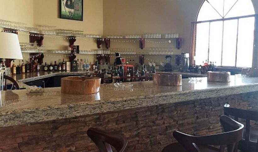 فندق Restaurante, Cigar Bar, Whisky Lounge, Hostal Suite Dos Visiones