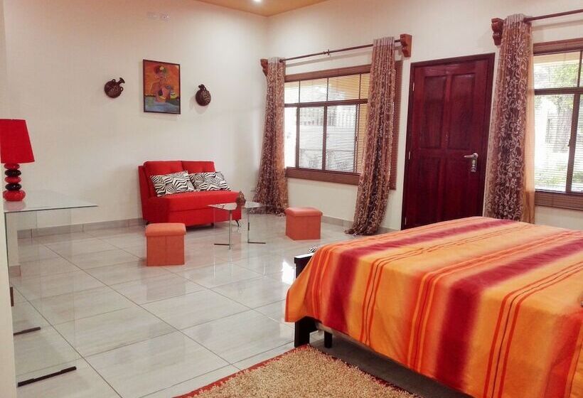 فندق Restaurante, Cigar Bar, Whisky Lounge, Hostal Suite Dos Visiones