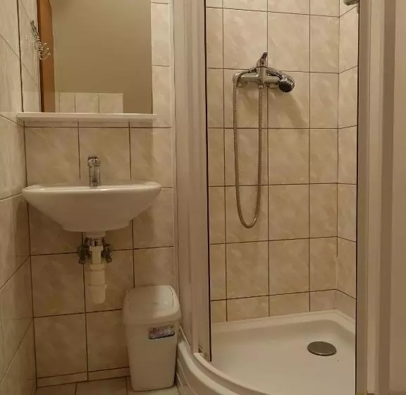 Hotel Trosky