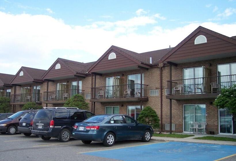 בית מלון כפרי Waterfront Inn