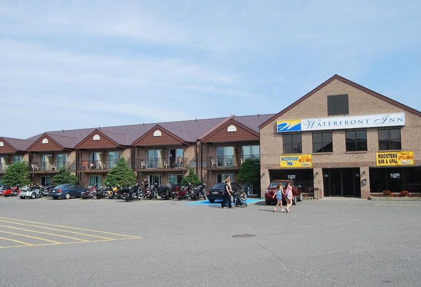 בית מלון כפרי Waterfront Inn