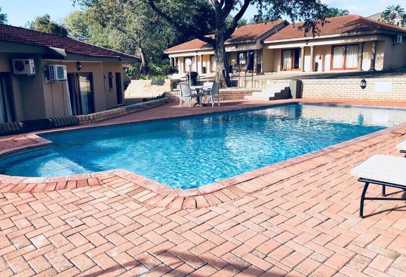 פנסיון Vahlavi Lodge