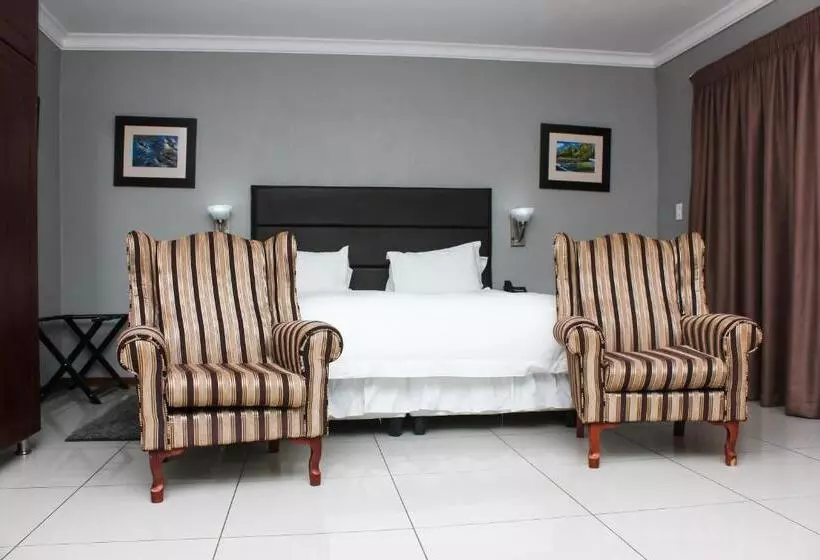 ペンション Vahlavi Lodge