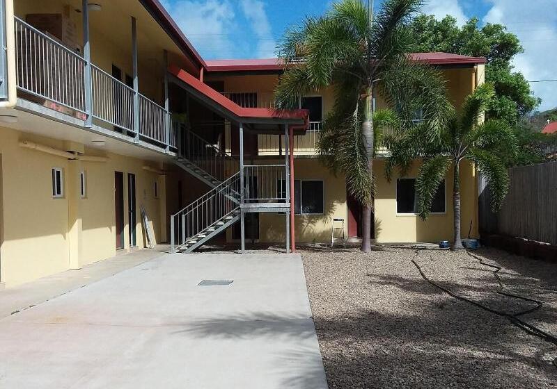 Ti Motel Torres Strait