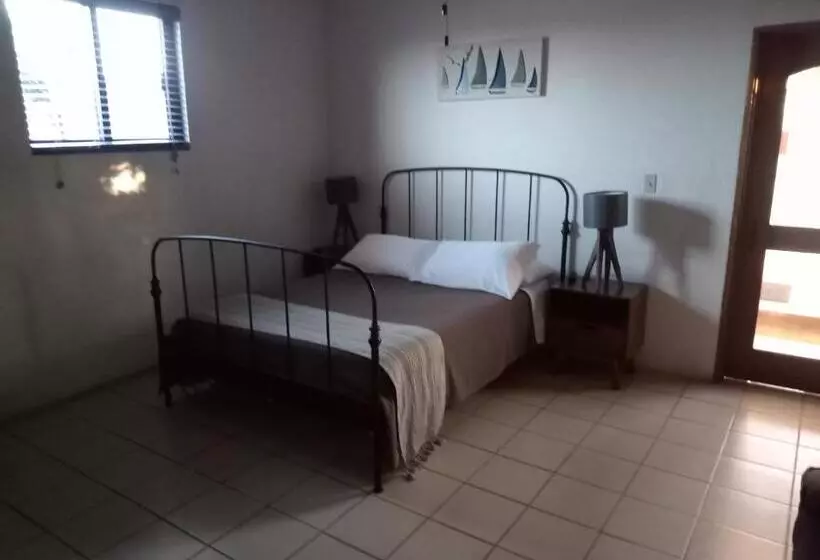 Aamiaismajoitus (B&B) Hacienda De Palmas