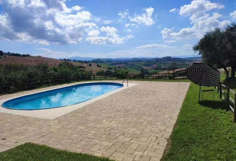 هتل Agriturismo Fonte Carella