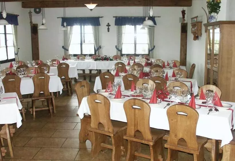 ホテル Bukovanský Mlýn