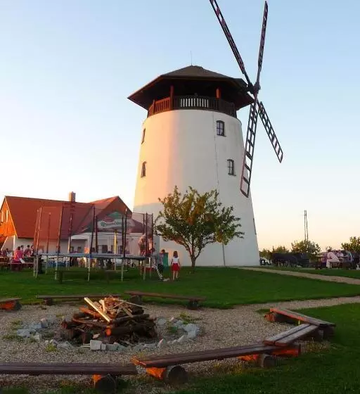 ホテル Bukovanský Mlýn